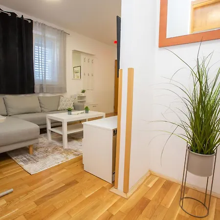 Kimi Apartment