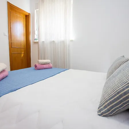 Kimi Apartment